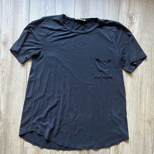 Zenana Classic Black T-Shirt size Large